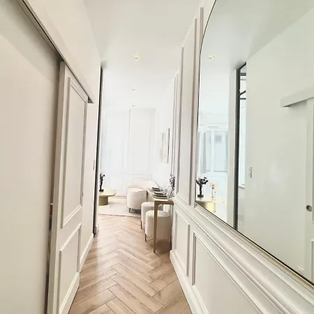 L Incomparable - International Palace Vichy Buitenkant foto